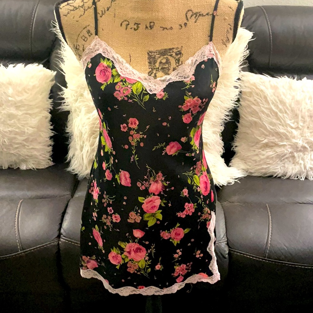 Victoria’s Secret sexy sleep wear